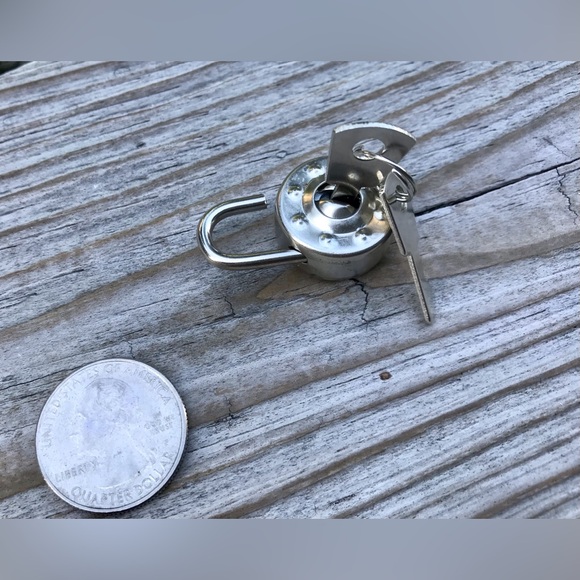 2/$10 New Mini Locker Metal Lock & Key Only Replacement Tiny Lock Key Set Small - Picture 4 of 7